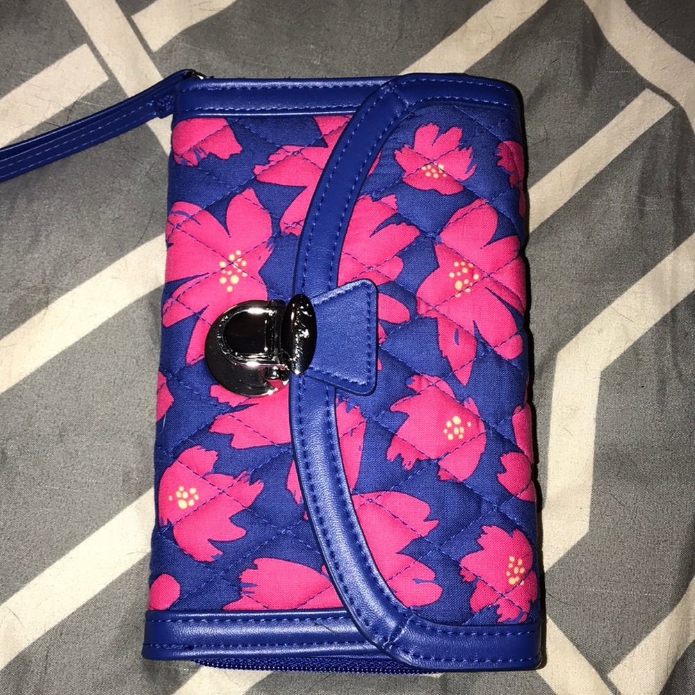 Vera Bradley Ultimate Wristlet